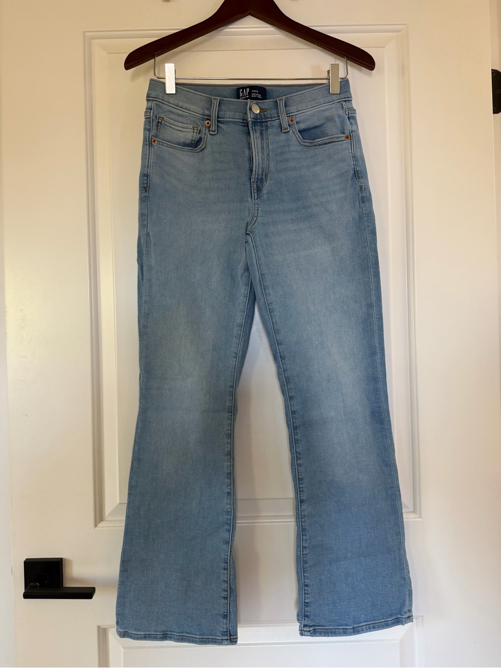 GAP Universal Baby Boot Women's Light Blue jeans 4s 27s